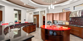 2 Castle Oaks Court Gallery 18