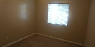 Beautiful Home Near Centennial Highschool! Gallery 10