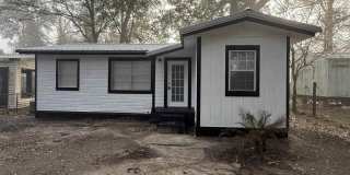 8024 Hayworth Ave Gallery 1