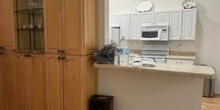 Executive 2 bedroom/ 2 bath condo Gallery 10