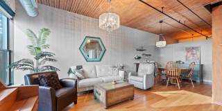 411 W Ontario Street Gallery 8