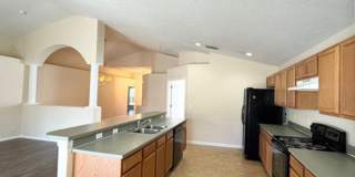 Cozy 4/2 Single-family home in beautiful Groveland!! Gallery 11