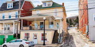 1312 E 4th Street Gallery 1