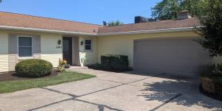 2907 Greenbriar Drive Gallery 1
