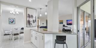 3661 Via Poinciana Gallery 7