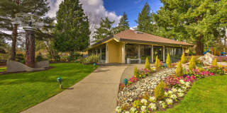 The Commons Gallery 27