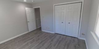 3 bedroom duplex in Southern Columbia. Gallery 19
