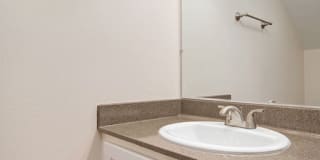 Wilbur Oaks Apartments Gallery 37