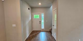 5Bd/3Ba Two Story House - For viewing! Gallery 8