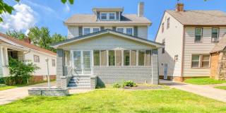Lakefront 4-Bedroom Home for Rent in Euclid, OH Gallery 3