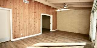 Mid-Century Modern 3Br 2Ba on 1/2ac with View! Gallery 15
