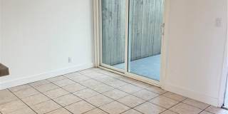 1765 W Glenoaks Gallery 13