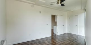 4801 Shattuck Gallery 44