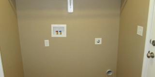 Spacious Townhouse Gallery 8