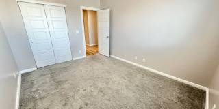 Gorgeous Desert Color Home with Internet Included! Gallery 19