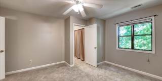 225 Twin Oaks Place Gallery 33