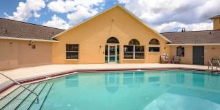 Regency Palms Apartments - Affordable Housing Gallery 9