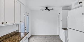 Remodeled 3/2 off Indian School & 43rd Ave Gallery 17