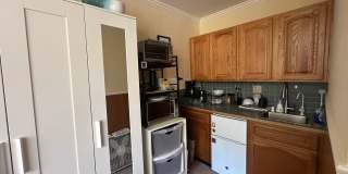 Studio Home in Desirable West Menlo Park- Walk to Downtown Studio Home in Desirable West Menlo Park- Walk to Downtown Gallery 5