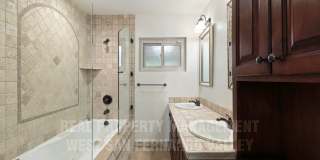 Stunning 3bd Home with Private Outdoor Oasis Gallery 25