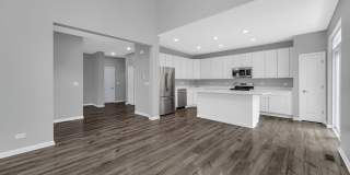 1537 Kraft Avenue Gallery 6