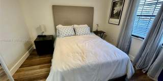 1710 NE 5th Ct Gallery 11