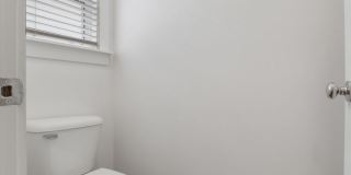 Stylish Home with Luxury Finishes Stylish Home with Luxury Finishes Gallery 19