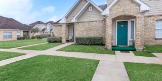 Town Park Townhomes Gallery 17