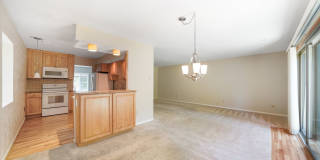 3 Bed 2.5 Bath Townhome in Chesterbrook Gallery 10