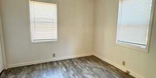 Quaint & Cozy Duplex!! Gallery 9
