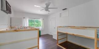 1714 Costado St Gallery 28