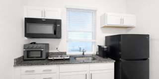 13049b MICHAEL CALLIN ALLEY Gallery 1