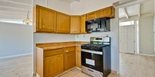 Lovely 3 Bedroom 2 Bath Home In Prime Santa Clara - This is a must see & Available Now! Gallery 12