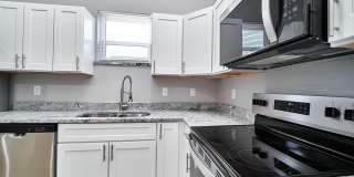 3BD/2BA brand new condo in Irvington! Gallery 17