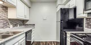 Fleetwood Apartment Homes Gallery 34