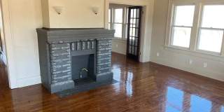 Charming 3 Bed, 2 Bath Brick Bungalow – Available Now! Gallery 4