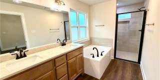 1206 Bridgewater Drive Gallery 8