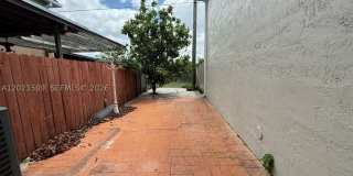 1137 NW 123rd Court Gallery 13