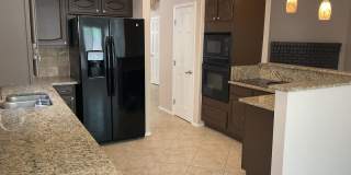 ****NOW AVAILABLE*** Bed 2 Bath with SPARKLING POOL near 40th St & Chandler Blvd ***Kyrene Schools*** Gallery 26