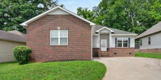 Pet Friendly Four Bedroom! Gallery 3