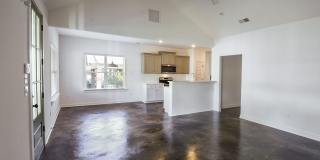 2019 NEW Construction 4 bedroom, 2 bath home near U of M and new pedestrian bridge. Gallery 4