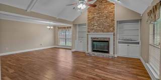 Charming 3 Bedroom 2 Bath House located in Central, La Gallery 1