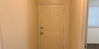 4425 Humble Ave Gallery 2