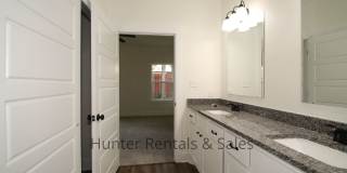 Upscale Three-bedroom Townhome! Gallery 18