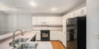 *MOVE IN SPECIAL* $250 Off First Full Month's Rent OR Free 55in TV! Northland 3BR/3BA Gem: Now Available Gallery 7