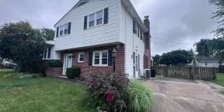 8407 THORNTON Road Gallery 1