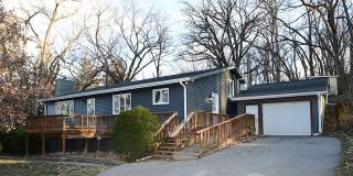 4640 Washington Ave Gallery 1