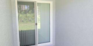 Roomy 3 Bed 2 Bath Duplex Home for Rent w Lawn Cutting Included! Gallery 39