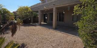 2709 W Redwood Lane Gallery 35