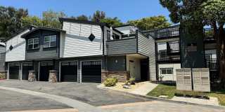 Artisan in Laguna Beach Gallery 25